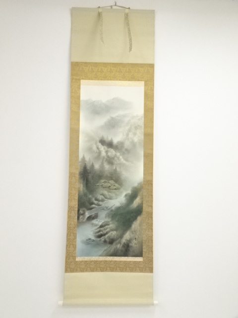 青晃筆　山水　肉筆絹本掛軸
